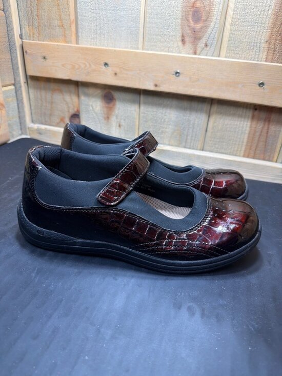 DREW Shoes - Drew Rose Black Burgundy Croc Patent Mary Jane Comfort Shoes Womens 8M
